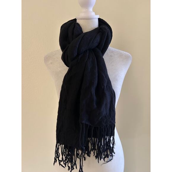 Cejon Scarf Black Tassel Hem Shawl Wrap Rayon OS Winter Comfortcore - Picture 1 of 7